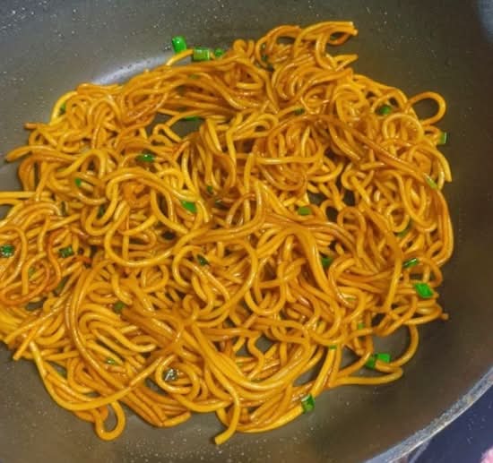 R01 Plain Lo Mein 纯捞面
